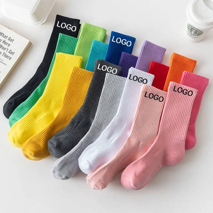 OEM Customize Knitted Terry Embroidered Design Custom Logo Crew Athletic Socks